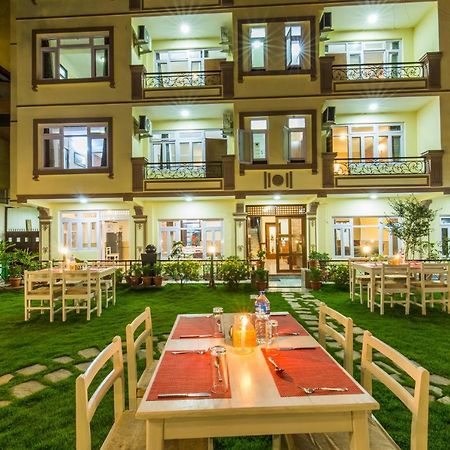 Hotel Acme Inn Kathmandu Exterior photo